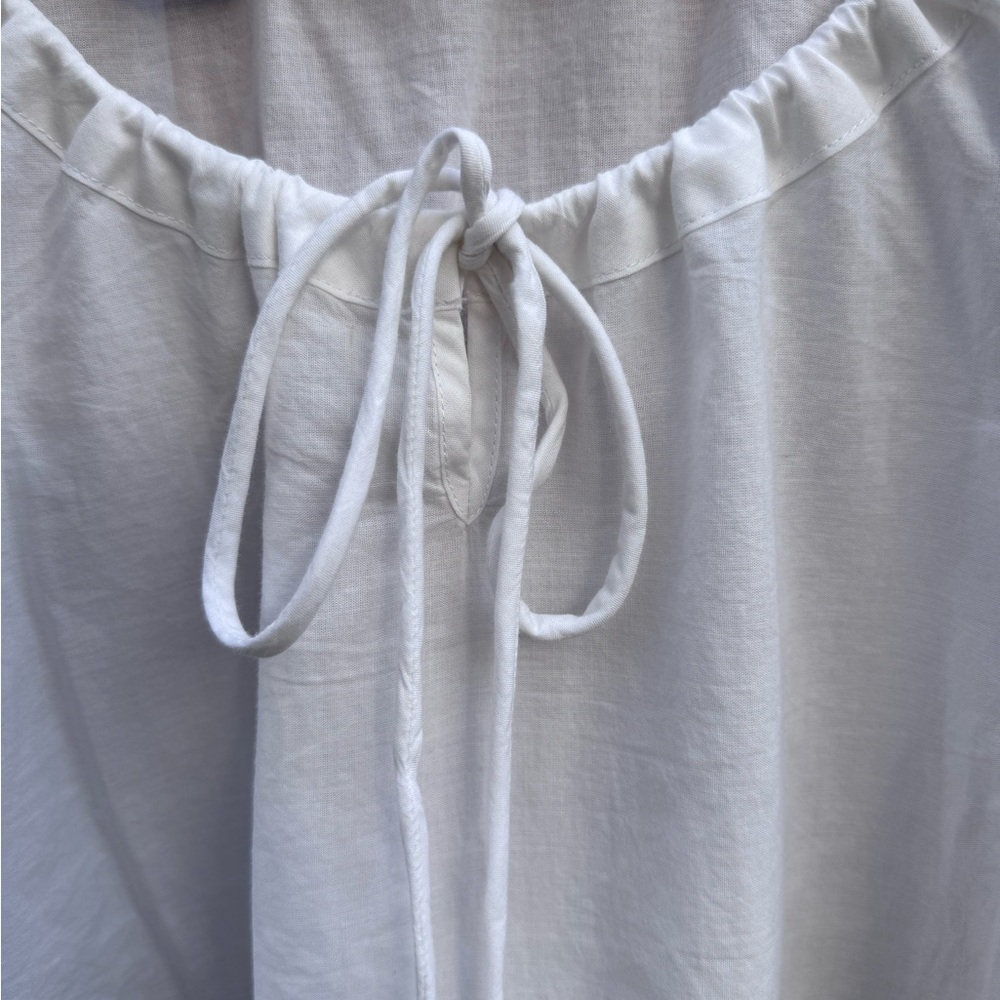 J. Crew White Eyelet Blouse Scalloped Hem 100% Cotton - Picture 4 of 6